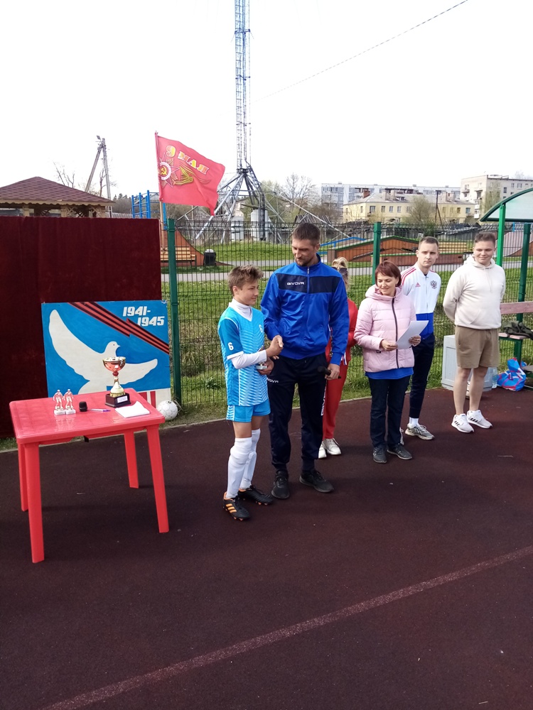 14 мая в Гостицком поселении прошли соревнования по футболу «Кубок Победы», посвящённые 77-й годовщине Великой Победы.